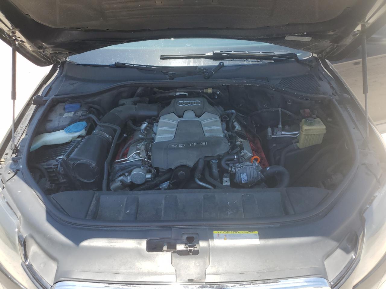 WA1CGAFE7BD009477 2011 Audi Q7 Premium