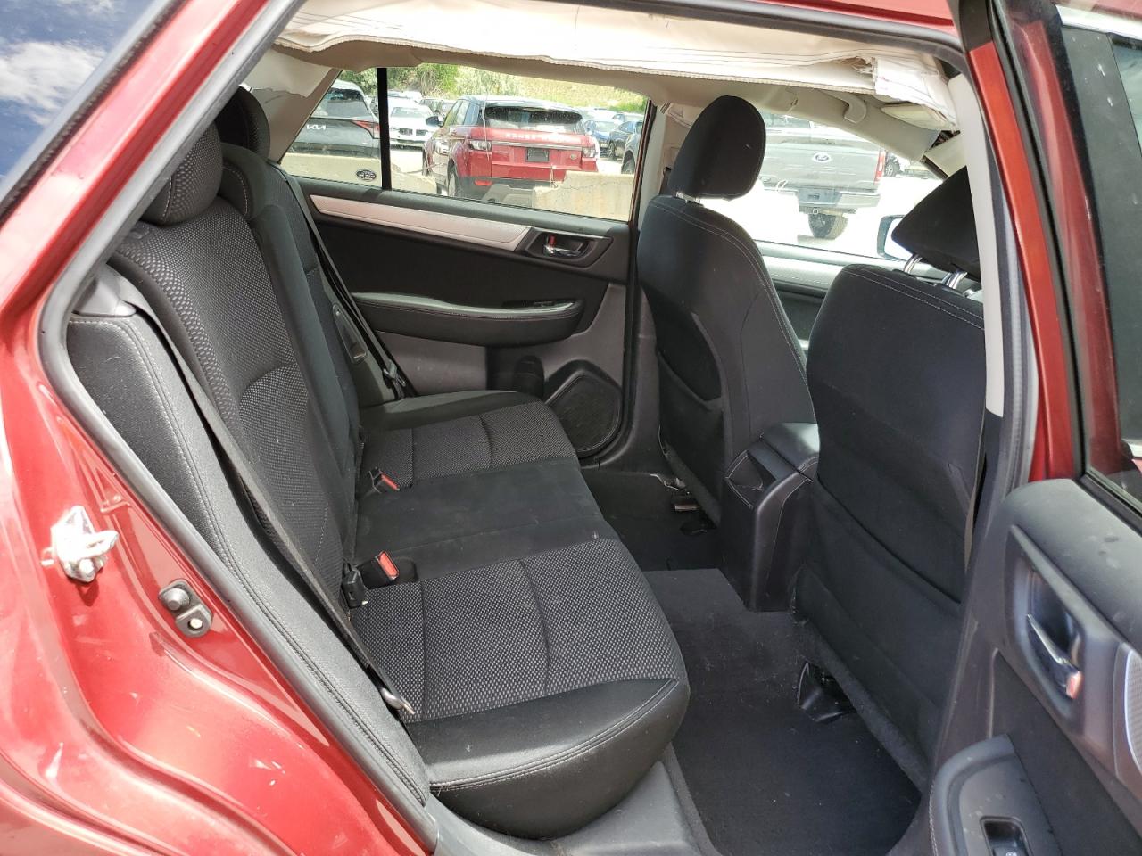 4S4BSAFC4H3313407 2017 Subaru Outback 2.5I Premium