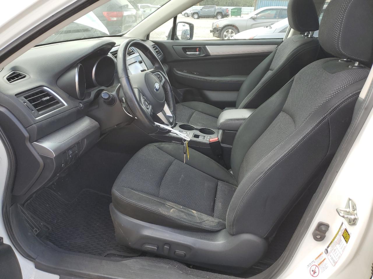 4S4BSACCXH3301203 2017 Subaru Outback 2.5I Premium