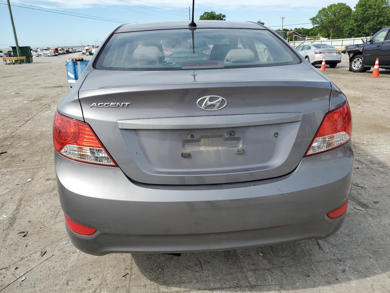 KMHCU4AEXDU468962 2013 Hyundai Accent Gls