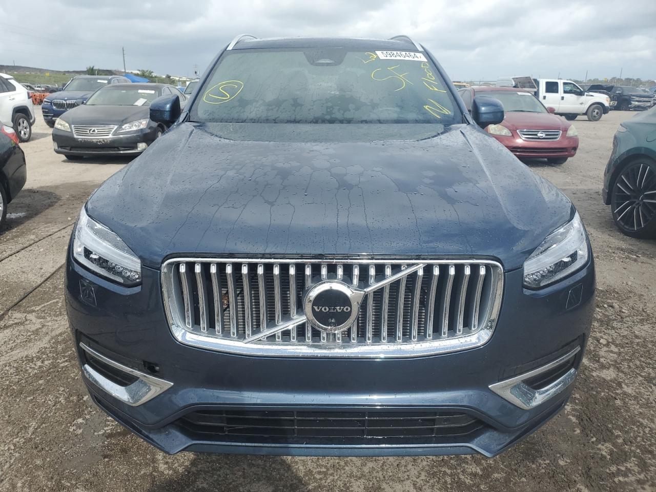 2023 Volvo Xc90 Plus vin: YV4062PN2P1975810