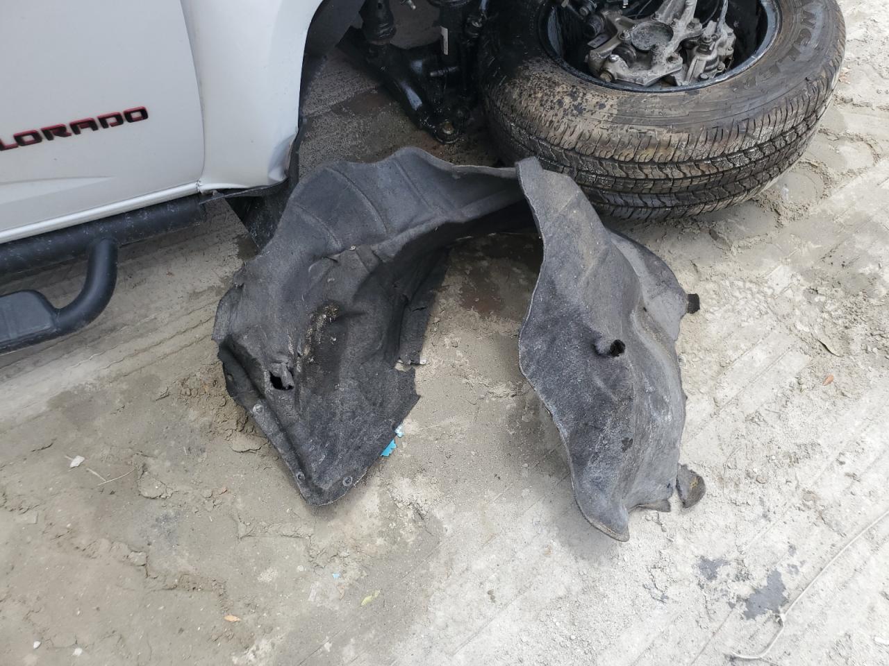 1GCGSCEN7K1147556 2019 Chevrolet Colorado Lt