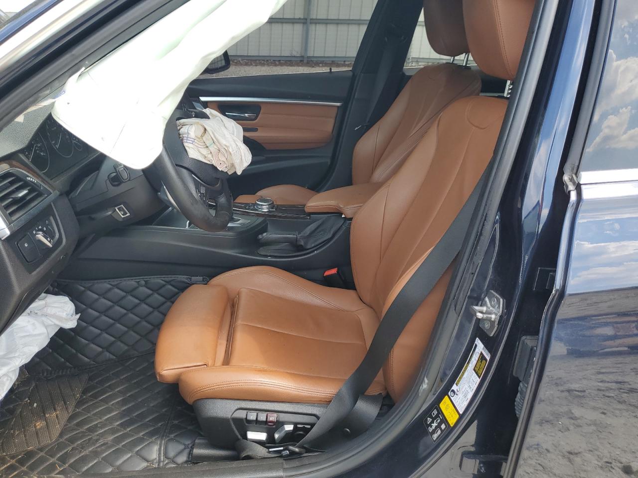 WBA8B7G53GNT14680 2016 BMW 340 Xi