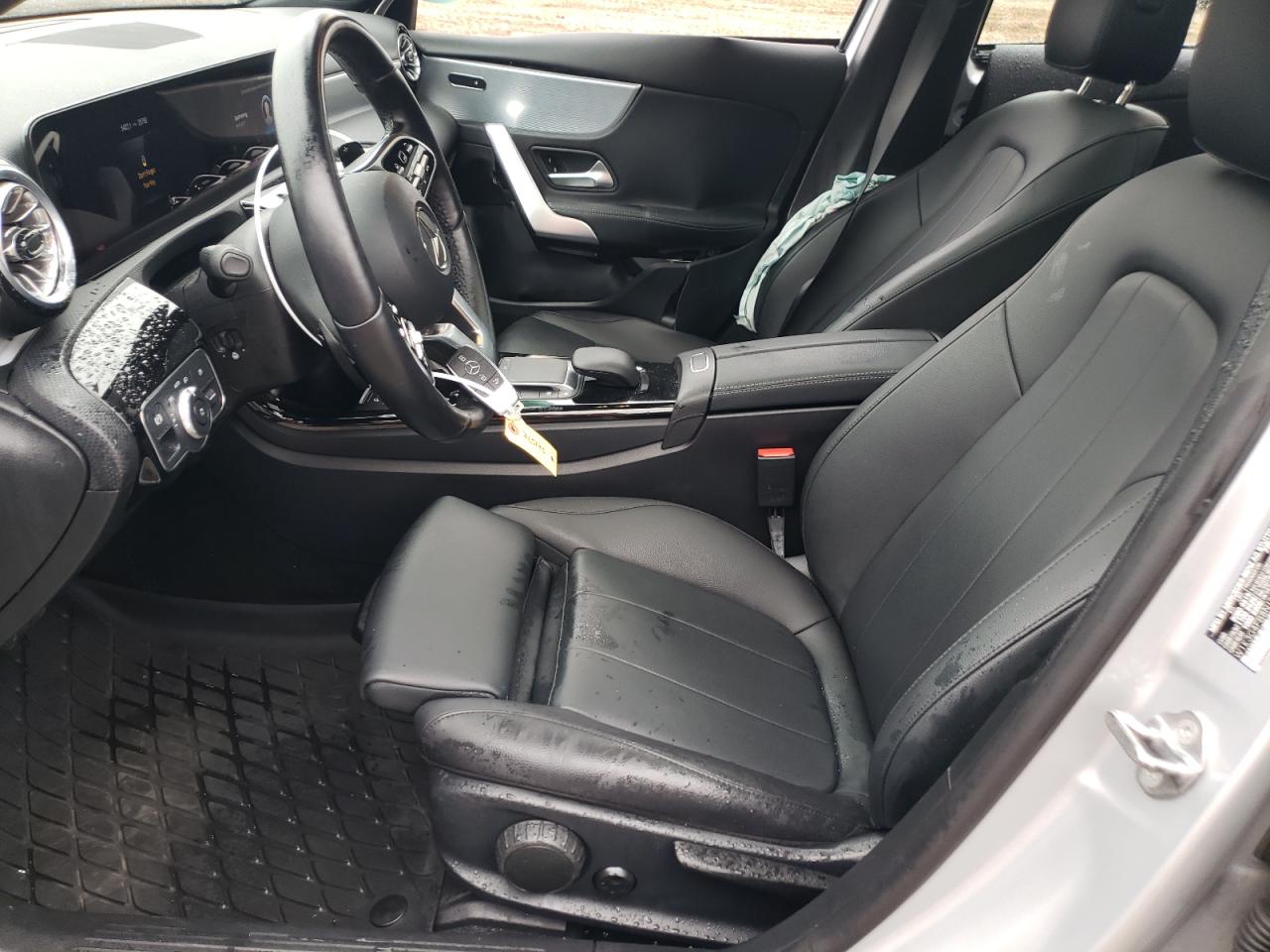 W1K3G4FB8NJ372041 2022 Mercedes-Benz A 220 4Matic