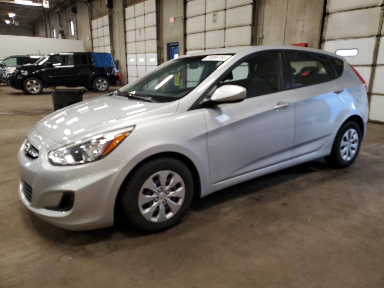 KMHCT5AE6GU289704 2016 Hyundai Accent Se