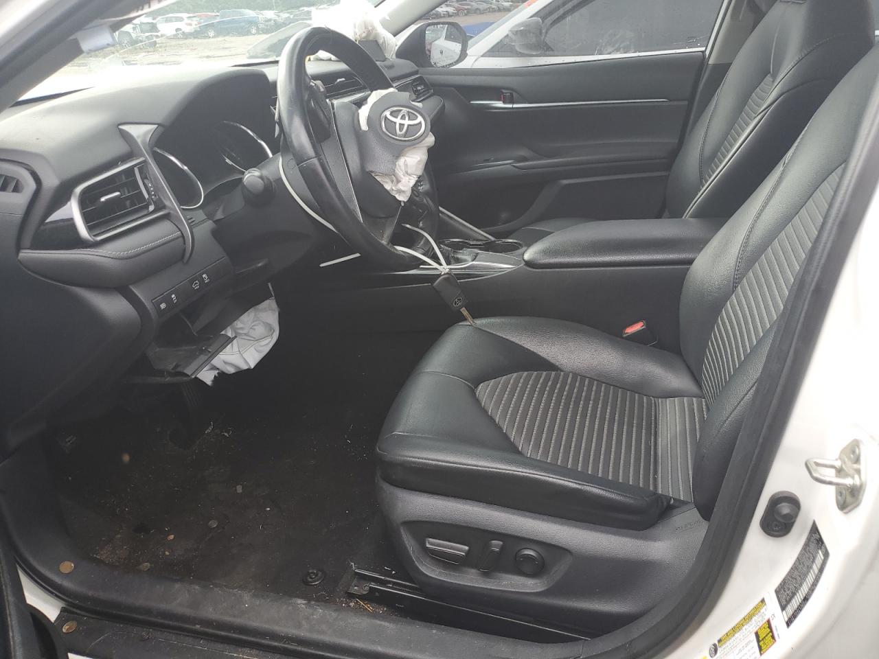 4T1B11HK4KU773756 2019 Toyota Camry L