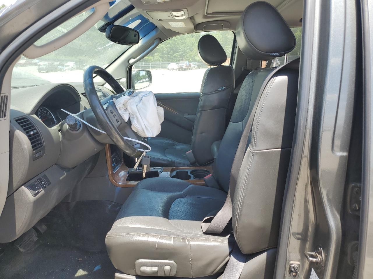 5N1AR18W05C719744 2005 Nissan Pathfinder Le