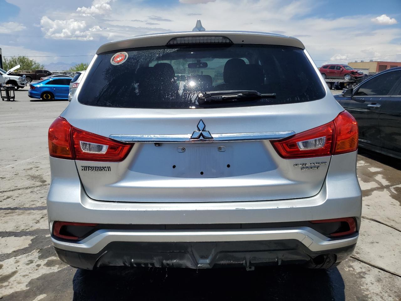 2018 Mitsubishi Outlander Sport Es vin: JA4AP3AUXJZ003997