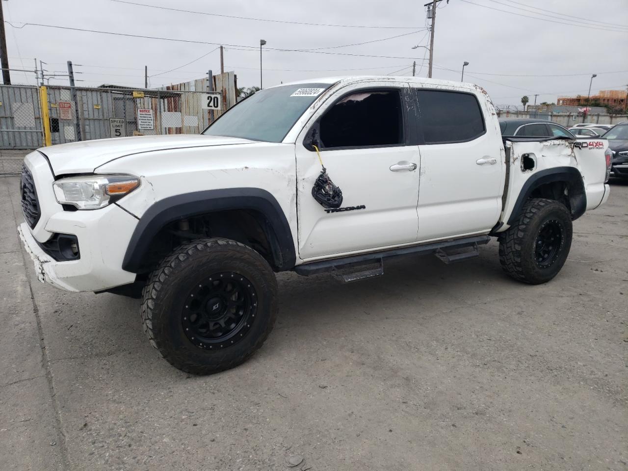 2021 Toyota Tacoma Double Cab vin: 3TMCZ5AN1MM374226