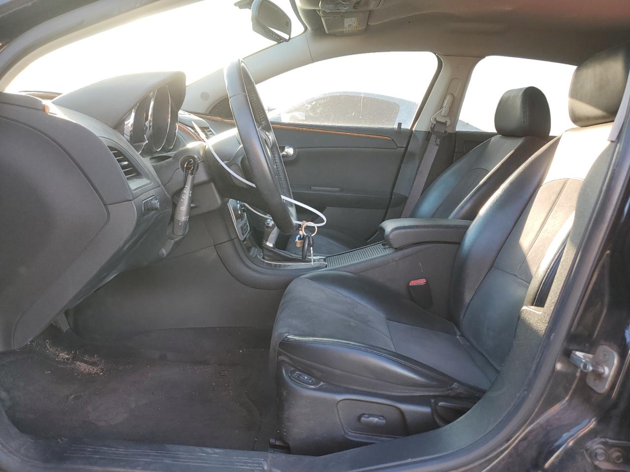 1G1ZJ57B89F148599 2009 Chevrolet Malibu 2Lt