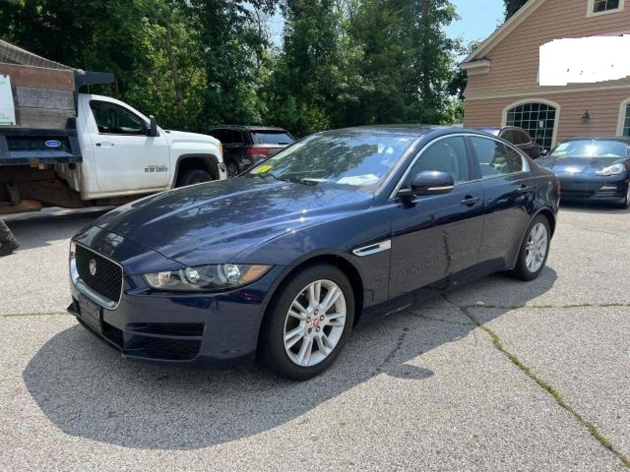 2017 Jaguar Xe Premium vin: SAJAD4BG3HA948507