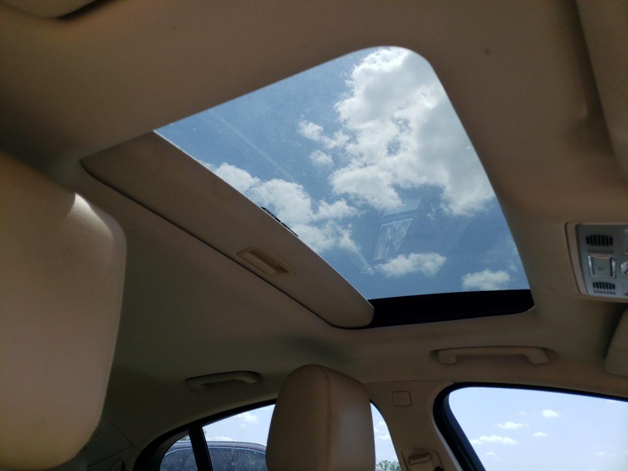 SAJWA0FS6FPU76805 2015 Jaguar Xf 2.0T Premium