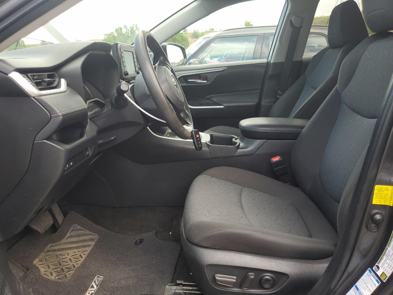 2T3P1RFV5NC272616 2022 Toyota Rav4 Xle