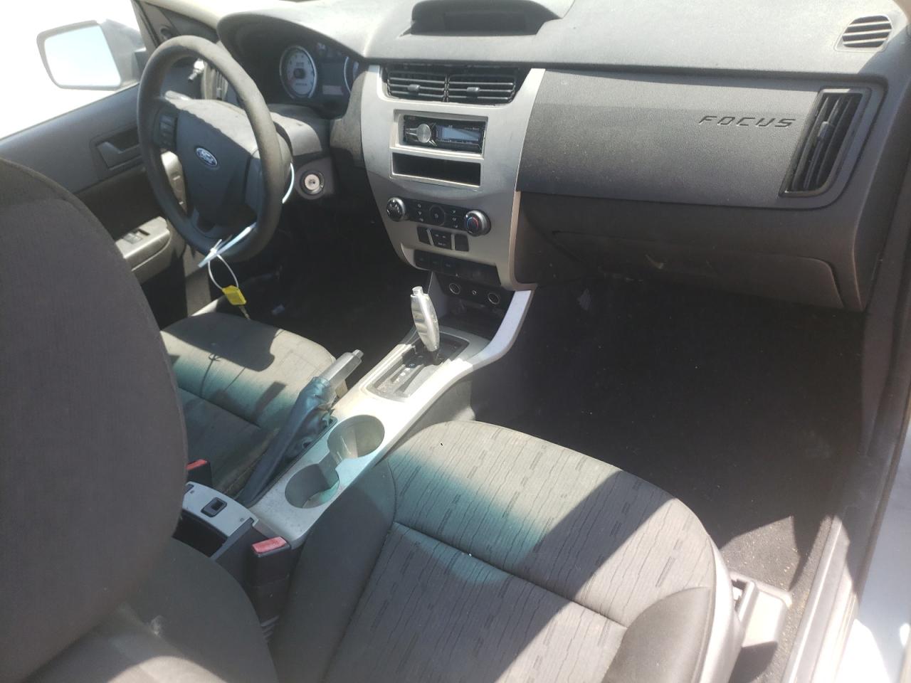1FAHP33N98W286128 2008 Ford Focus Se