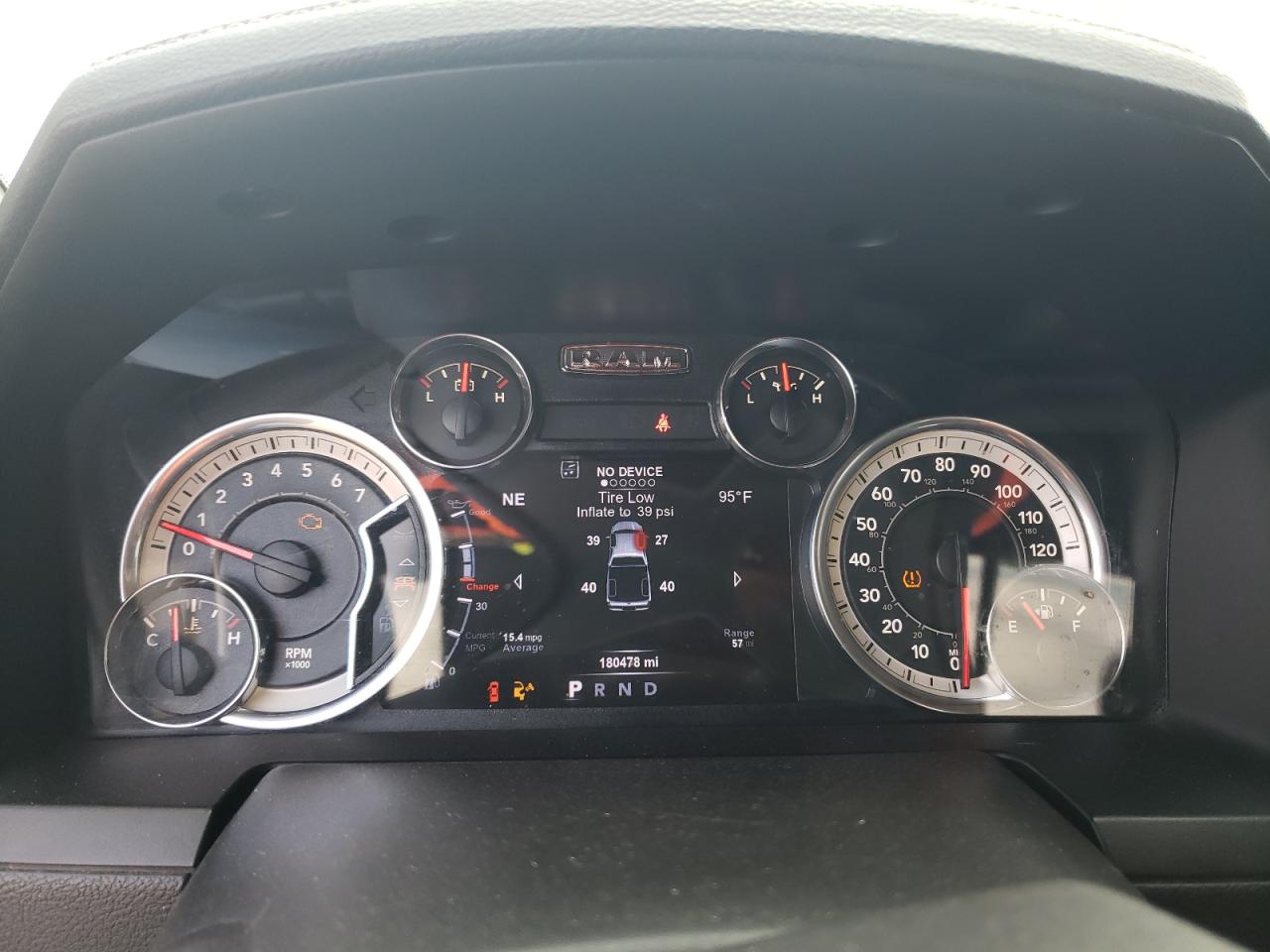 1C6RR6MT7HS601840 2017 Ram 1500 Sport