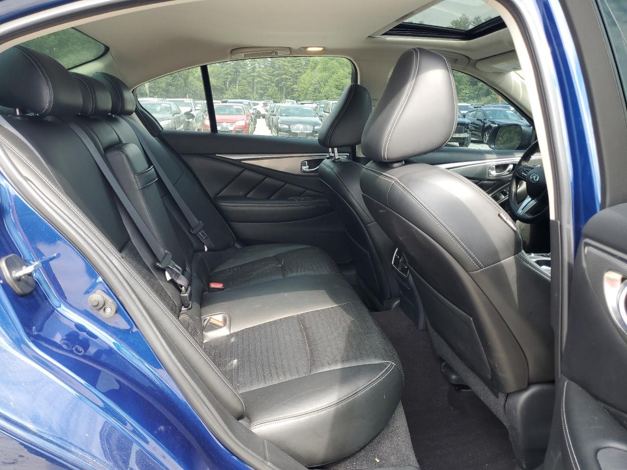 JN1EV7AR0JM445591 2018 Infiniti Q50 Luxe