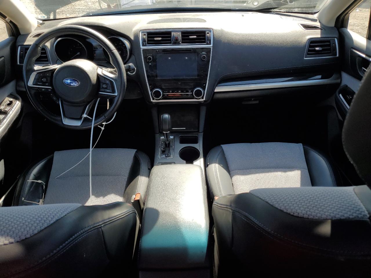 4S3BNAR66J3041188 2018 Subaru Legacy Sport