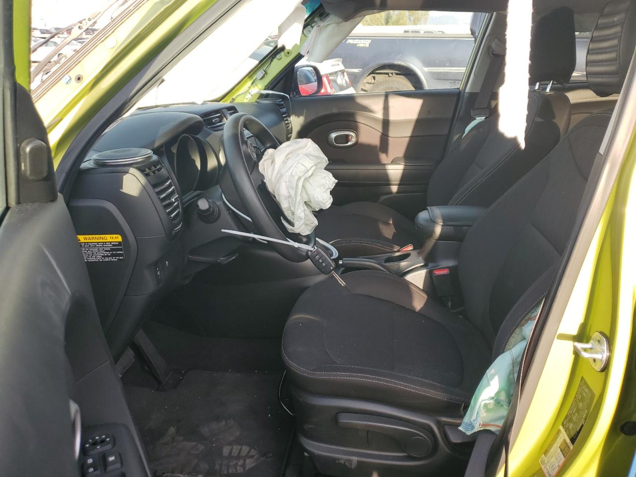 KNDJN2A24J7899763 2018 Kia Soul