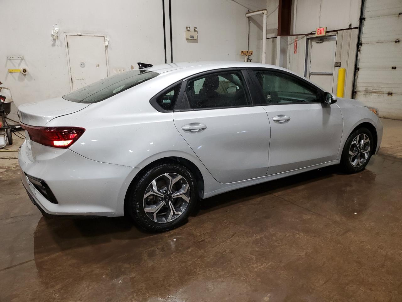 2021 Kia Forte Fe vin: 3KPF24AD0ME334118