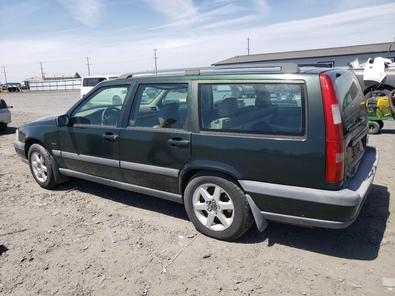 YV1LZ5640W2474869 1998 Volvo V70 Xc