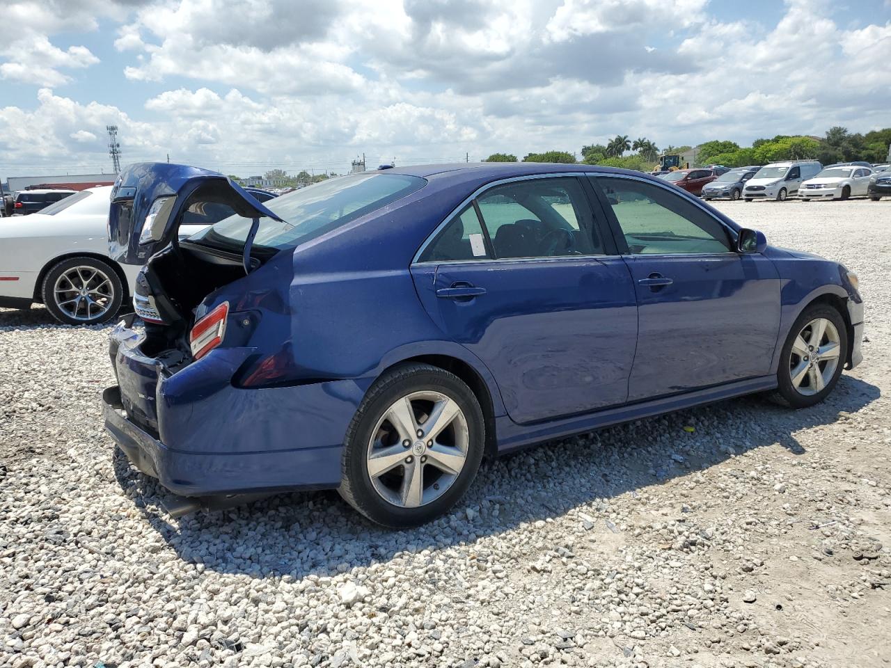 4T1BF3EK8BU767301 2011 Toyota Camry Base