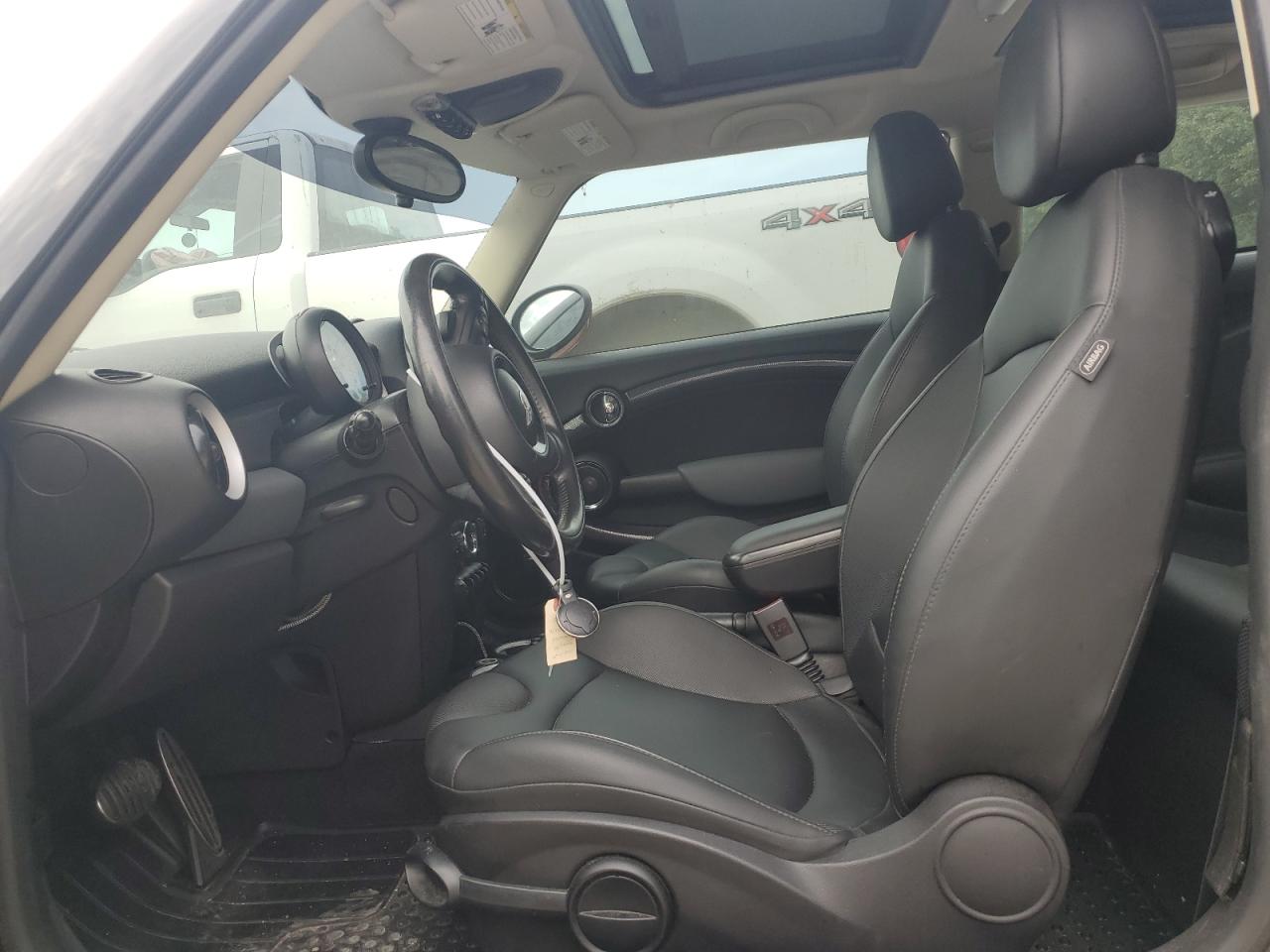 WMWSV3C54BTY13231 2011 Mini Cooper S