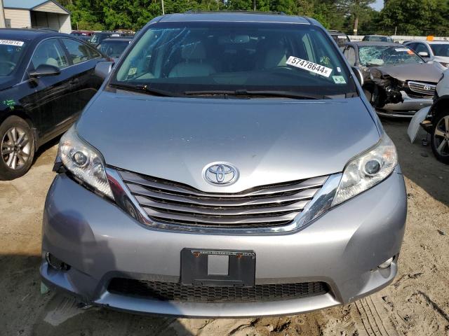 5TDYZ3DC8HS769790 2017 Toyota Sienna Xle