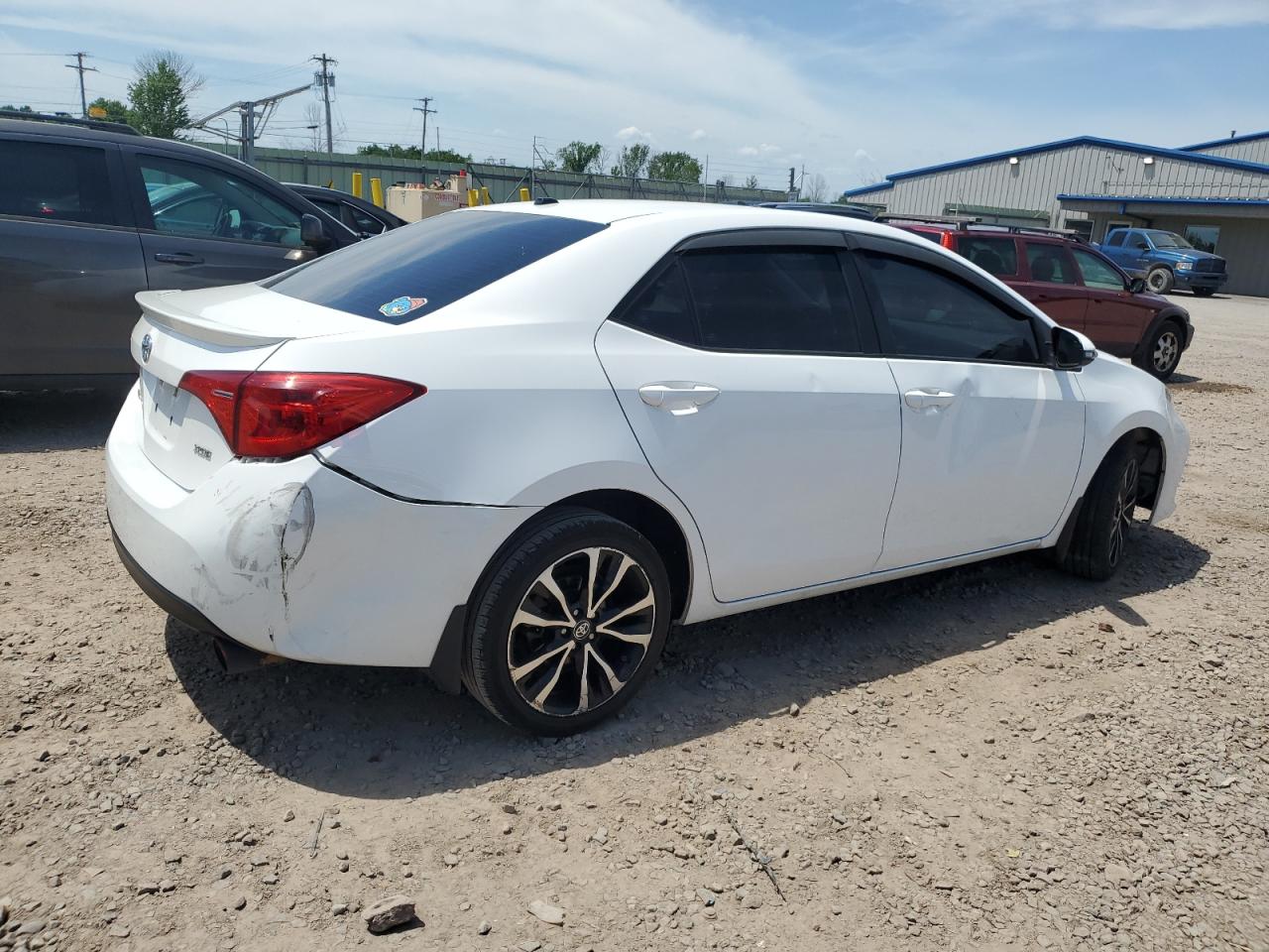 2T1BURHE8KC193167 2019 Toyota Corolla L