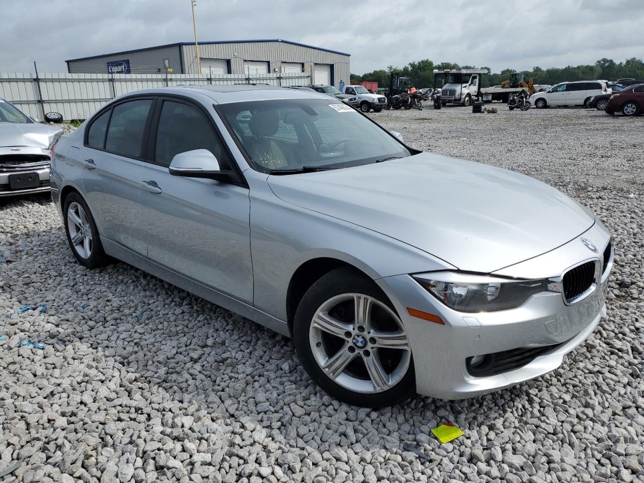 2015 BMW 328 Xi vin: WBA3B3C59FF547237