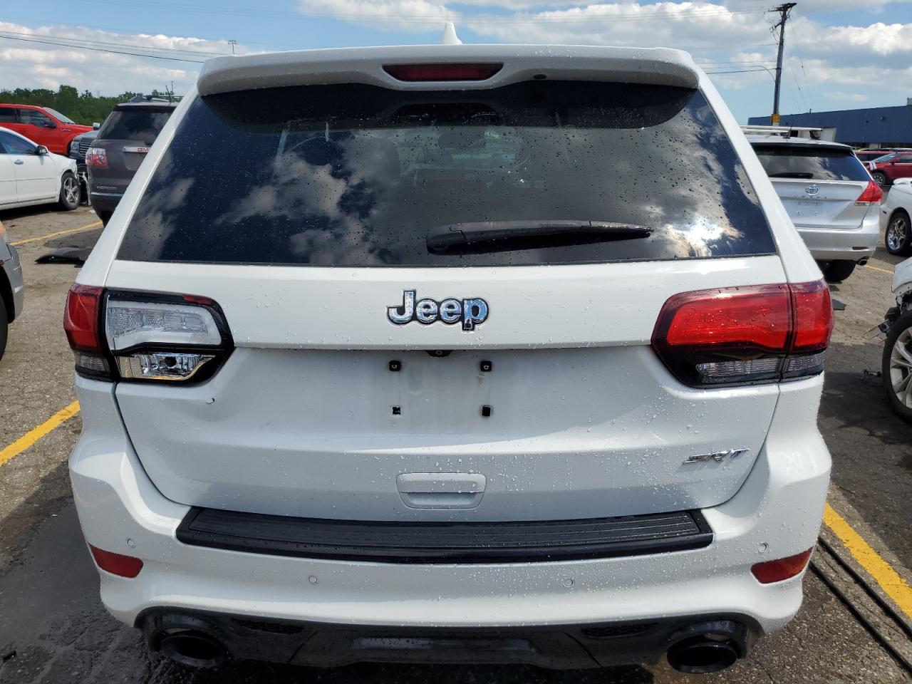 1C4RJFDJ3FC855731 2015 Jeep Grand Cherokee Srt-8