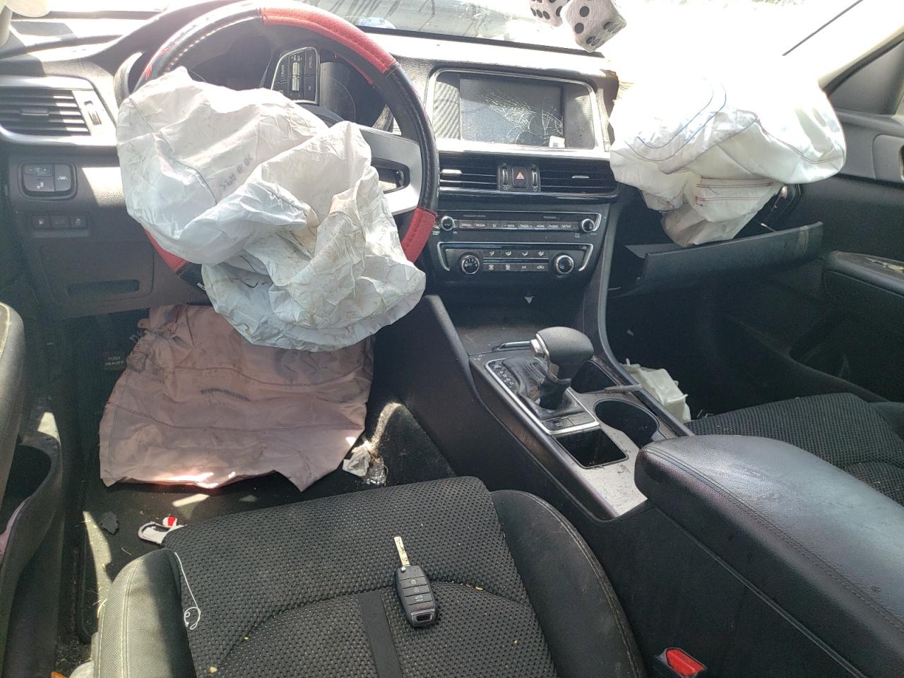 5XXGT4L38LG384972 2020 Kia Optima Lx