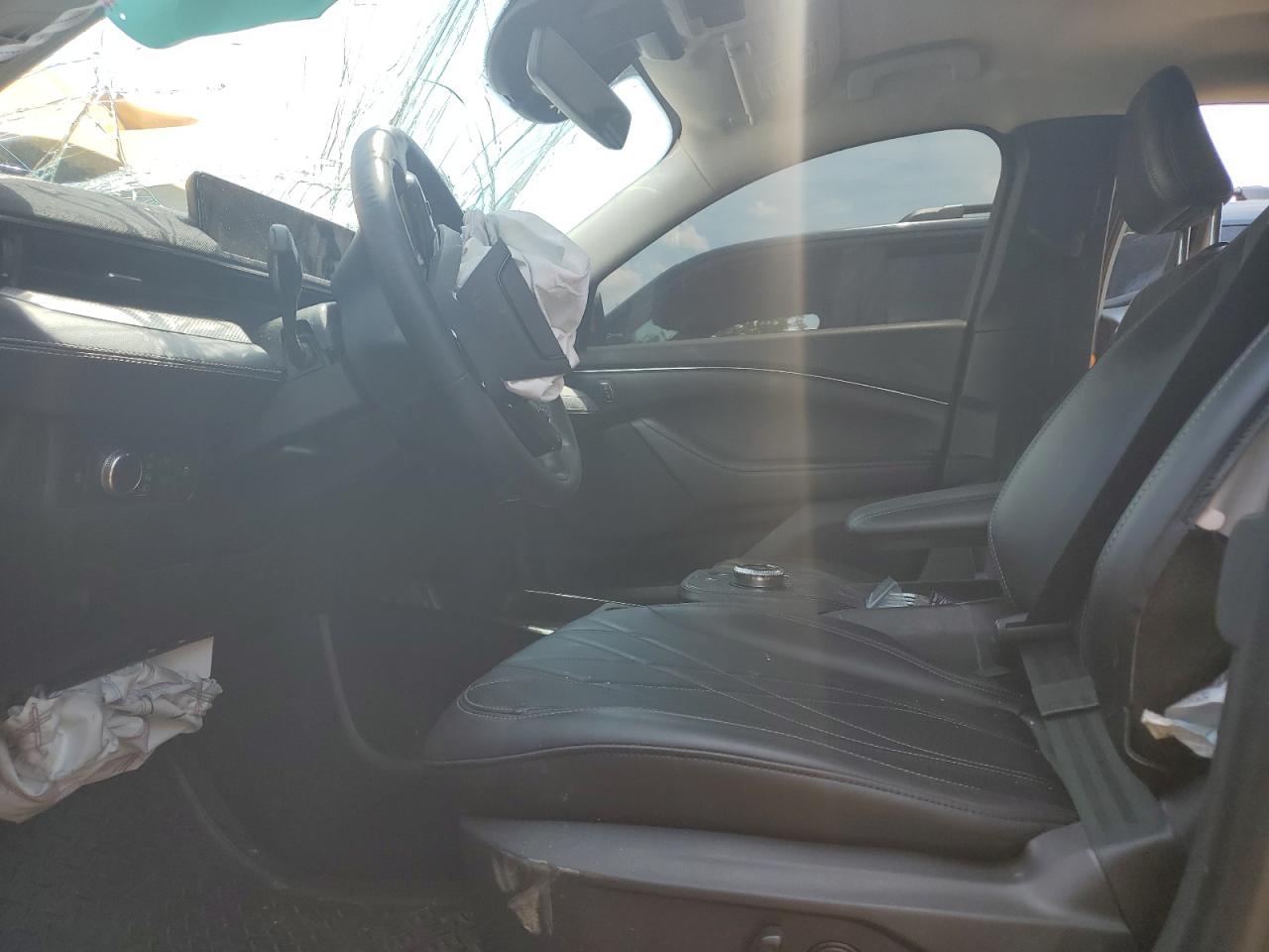 3FMTK1SS7NMA17423 2022 Ford Mustang Mach-E Select