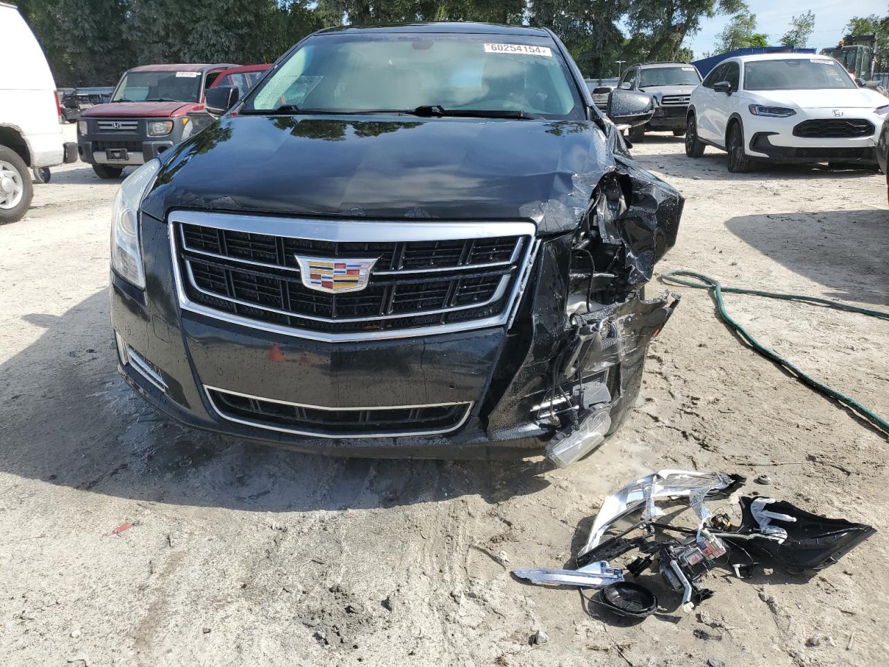 2G61M5S39H9159911 2017 Cadillac Xts Luxury