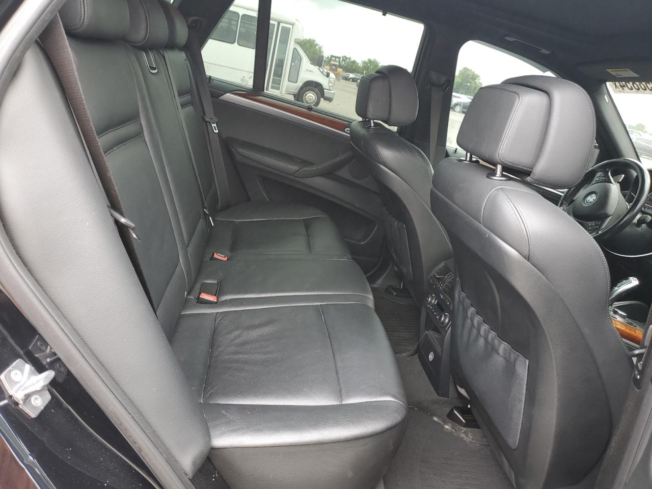 5YMGY0C5XALK26035 2010 BMW X5 M