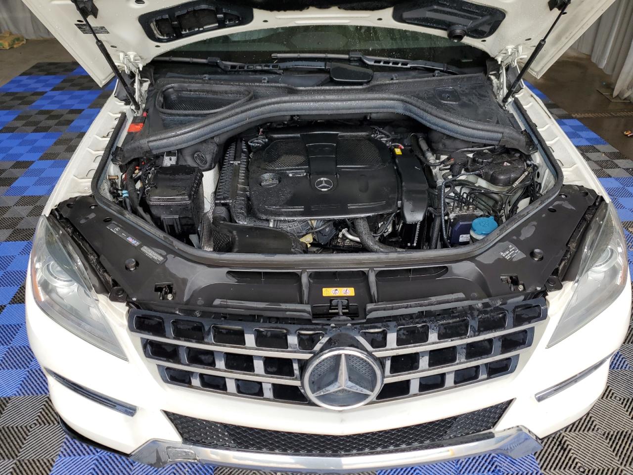 4JGDA5HB3CA057918 2012 Mercedes-Benz Ml 350 4Matic