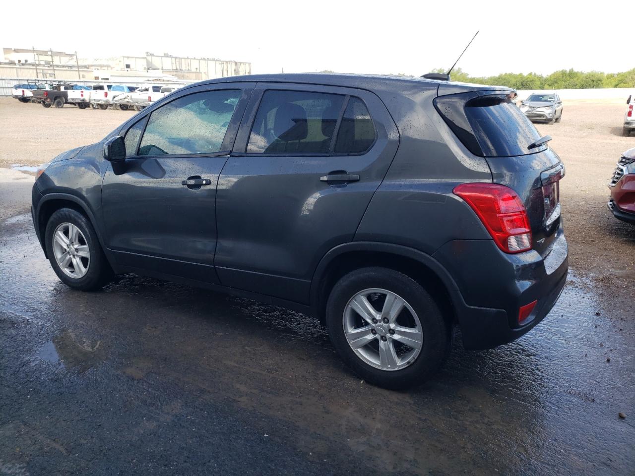 2019 Chevrolet Trax Ls vin: 3GNCJKSB9KL208864