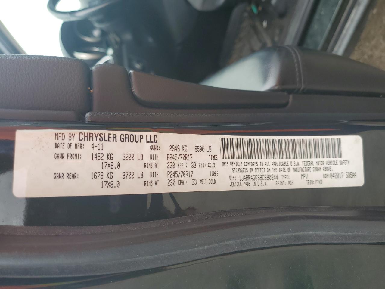 1J4RR4GG8BC690244 2011 Jeep Grand Cherokee Laredo