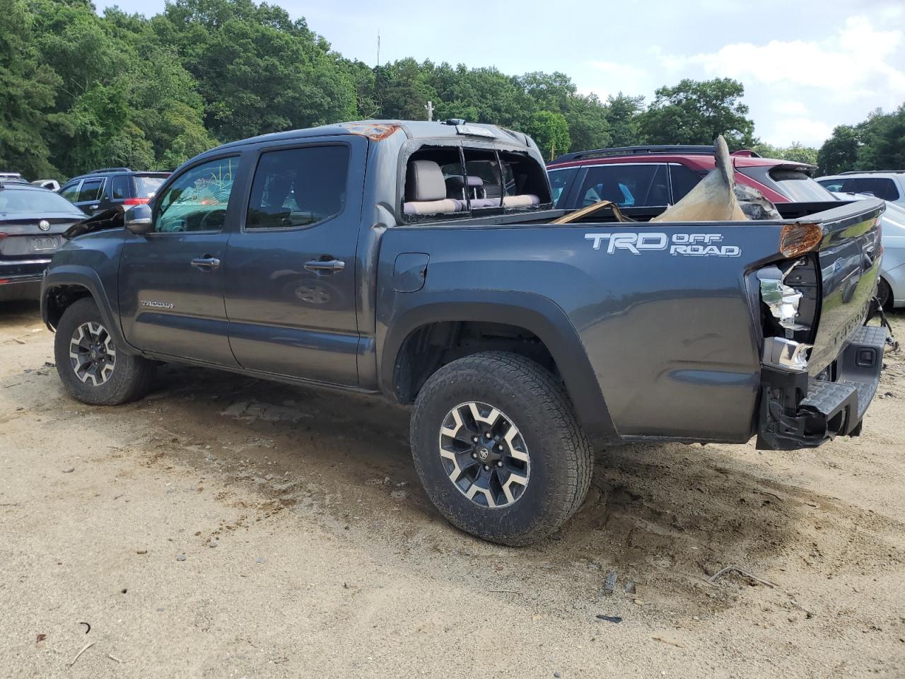 2022 Toyota Tacoma Double Cab vin: 3TMAZ5CNXNM171731