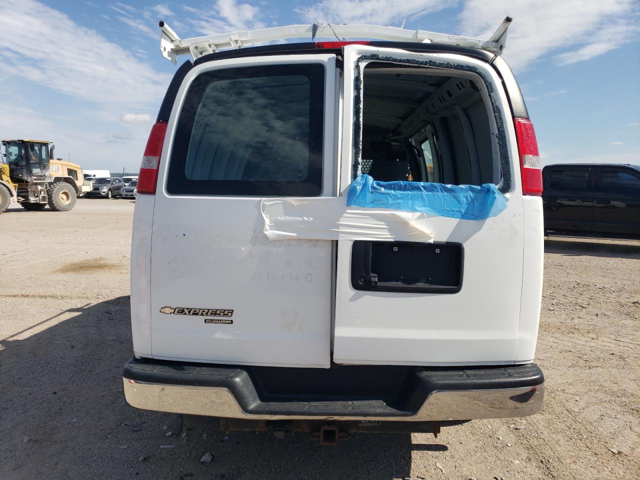 Lot #2804581218 2016 CHEVROLET EXPRESS CA