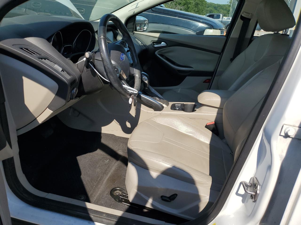 1FAHP3H20CL474352 2012 Ford Focus Sel