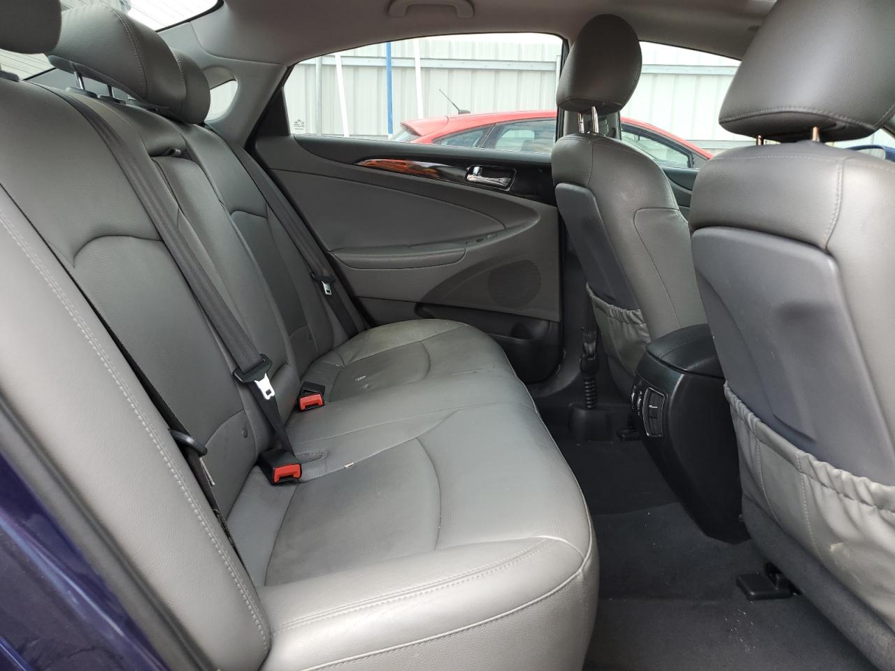 5NPEC4AC7DH516717 2013 Hyundai Sonata Se