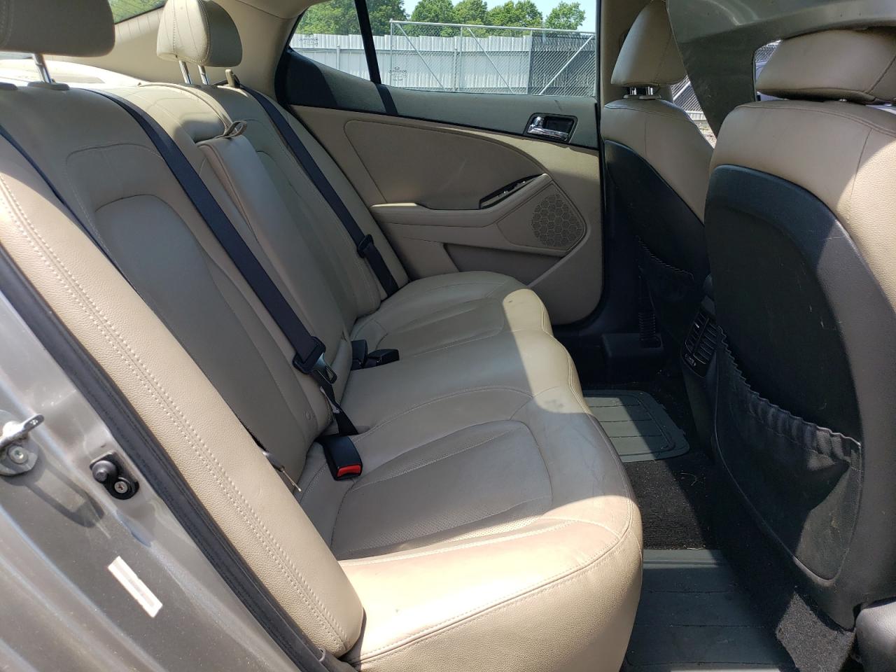 KNAGN4A79B5061014 2011 Kia Optima Ex