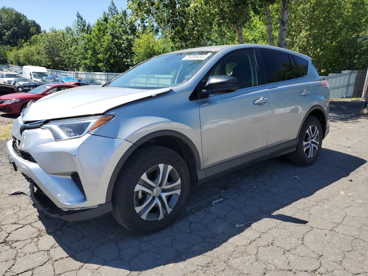 2018 Toyota Rav4 Le vin: JTMZFREVXJJ161935