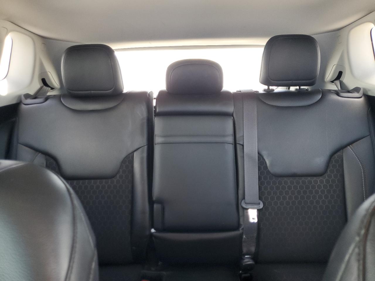 3C4NJCBB1JT293270 2018 Jeep Compass Latitude