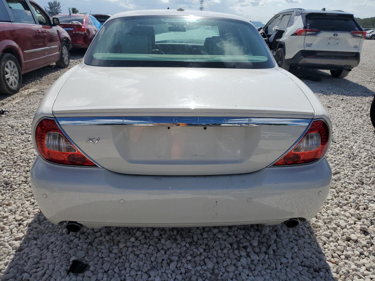 Lot #3024162868 2008 JAGUAR XJ8 L