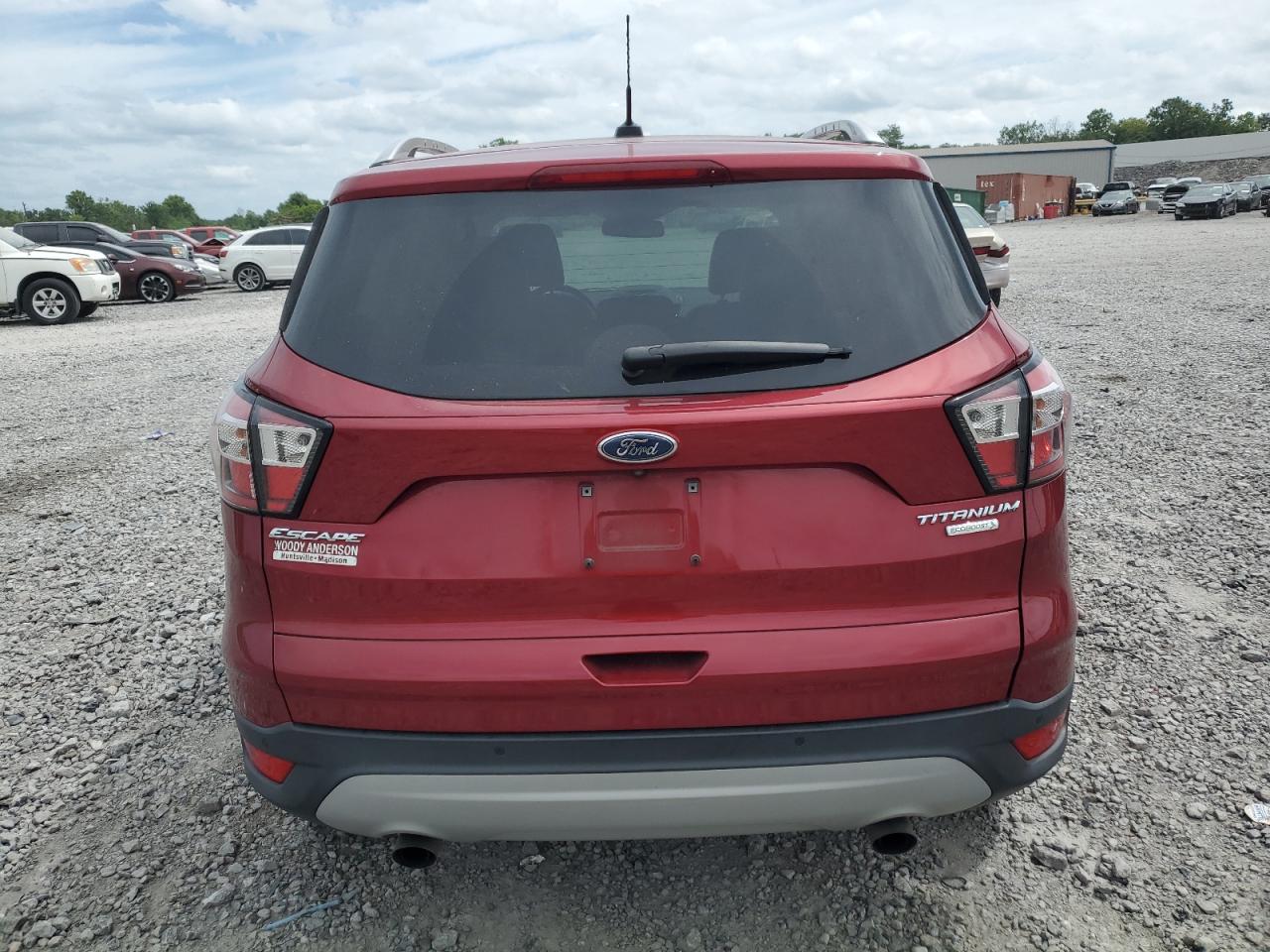 1FMCU0J98HUE63499 2017 Ford Escape Titanium