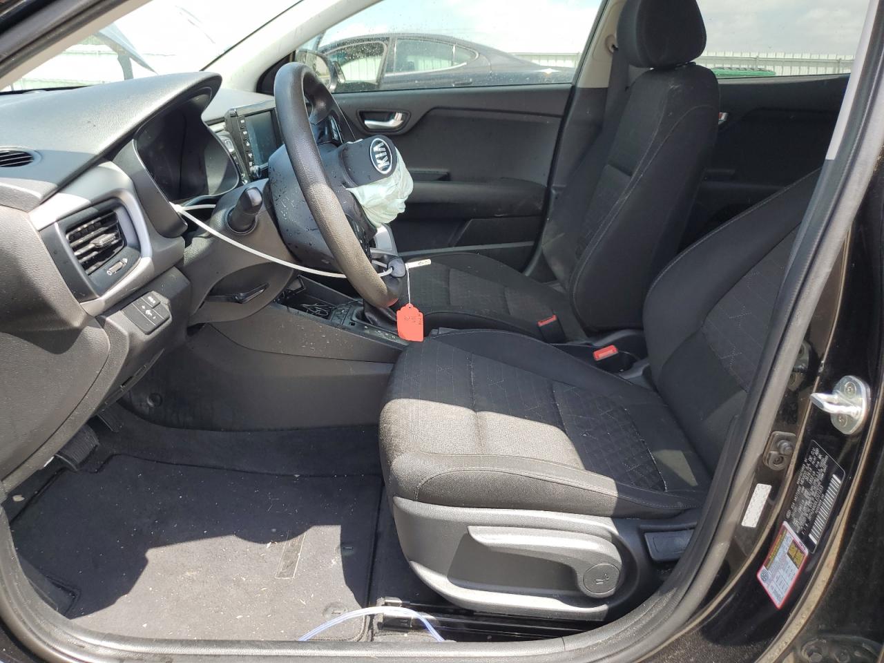 3KPA24AD0LE321233 2020 Kia Rio Lx