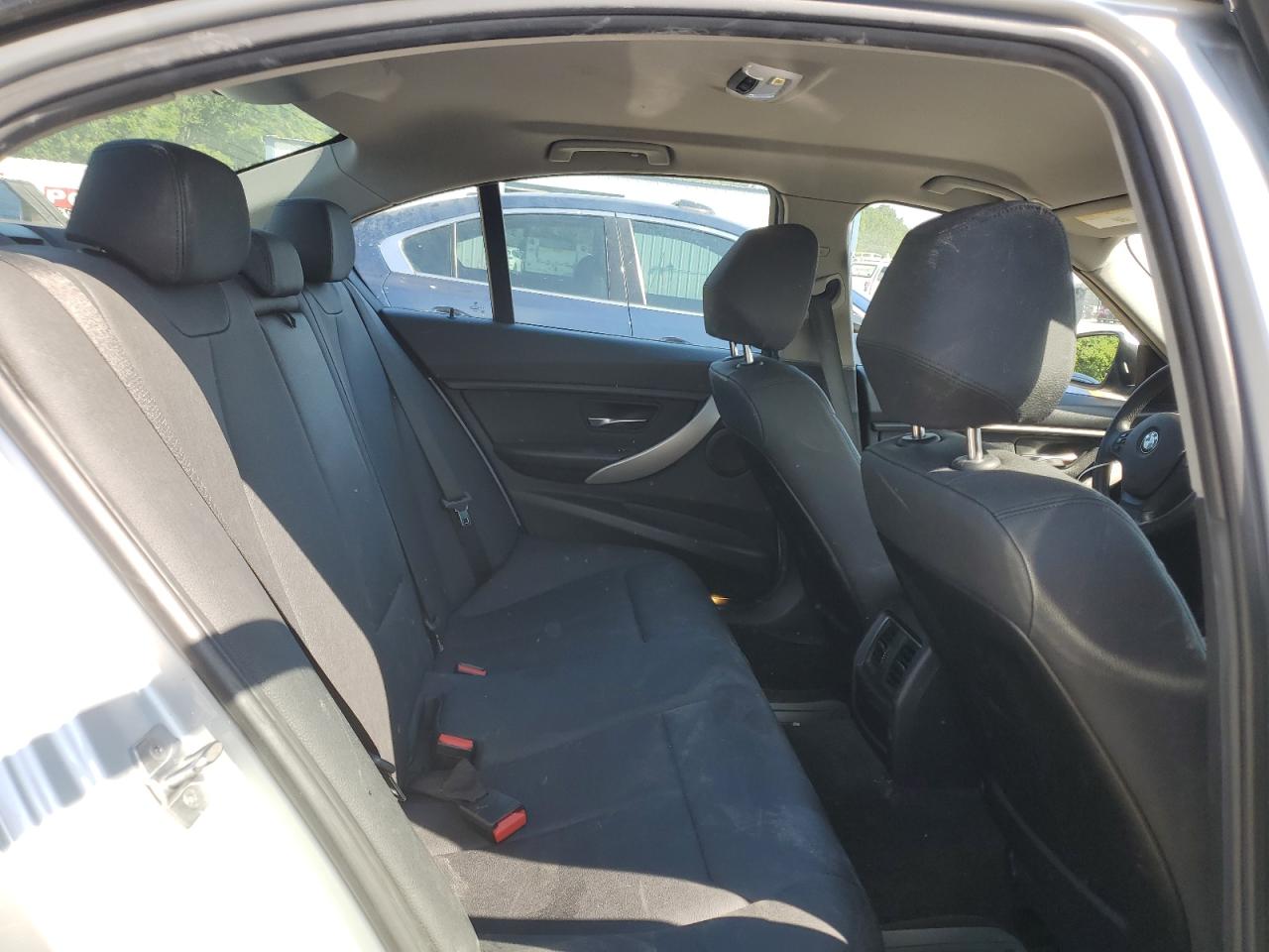 WBA8E1G53JNU89104 2018 BMW 320 I