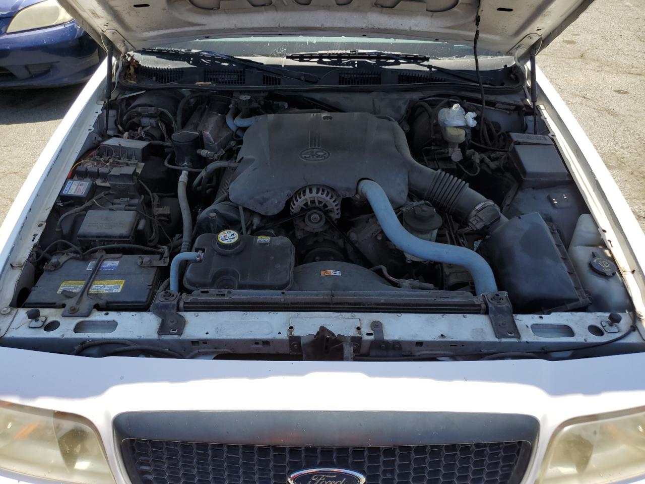 2FAFP71W41X177855 2001 Ford Crown Victoria Police Interceptor