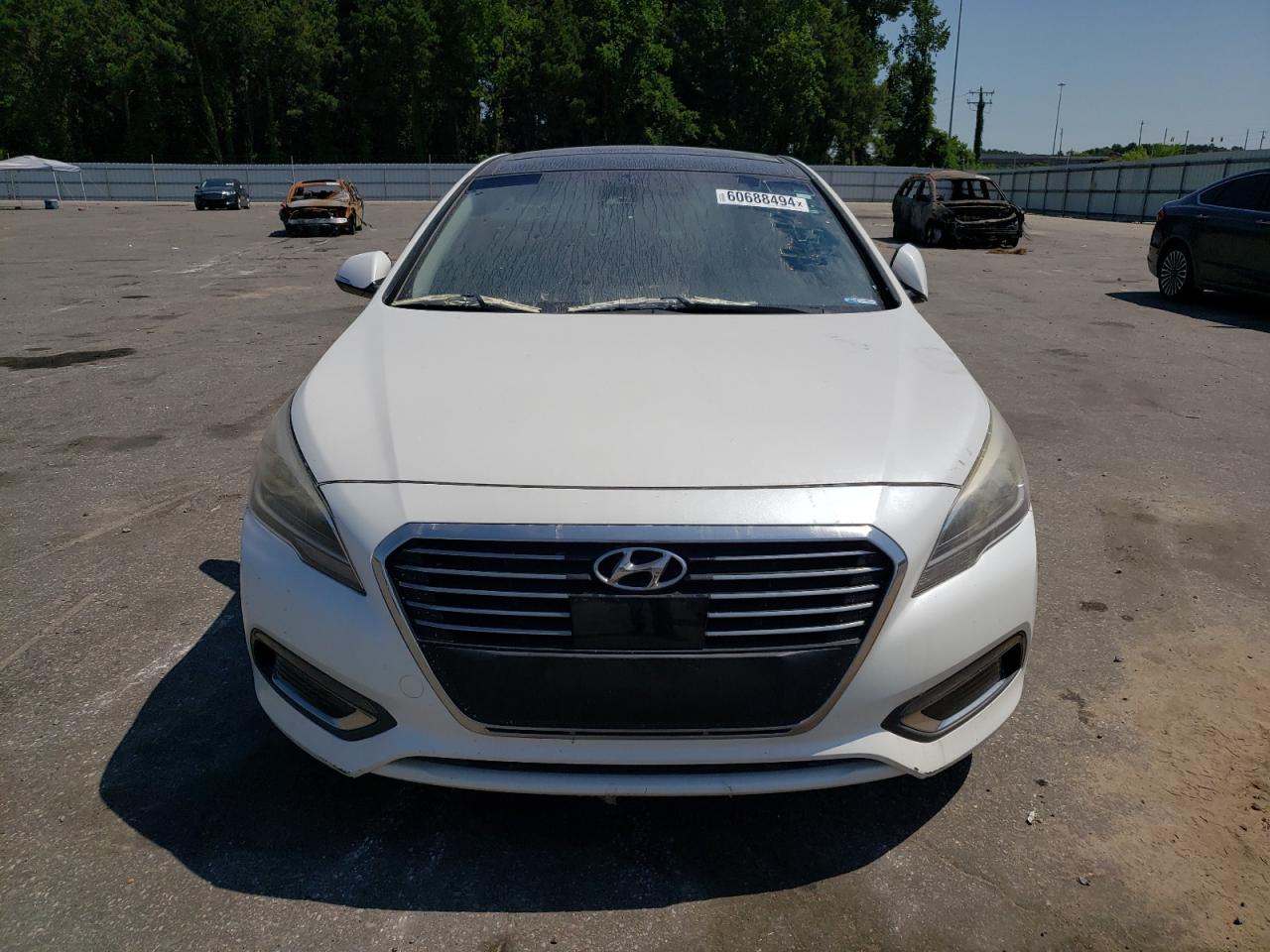 2016 Hyundai Sonata Hybrid vin: KMHE34L17GA018763